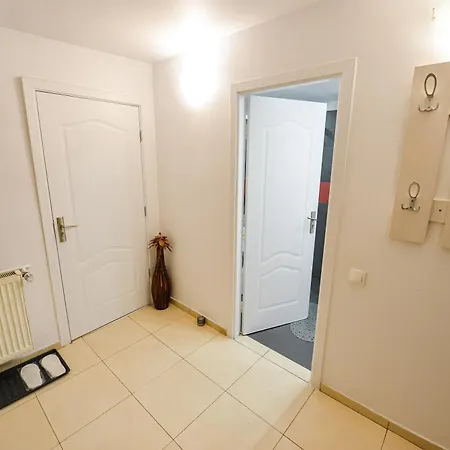 Center Aparthotel 4*