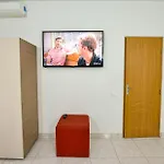 Center アパートホテル