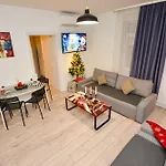 Center Apart Otel 4*