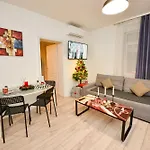 Center Apartahotel Bucarest