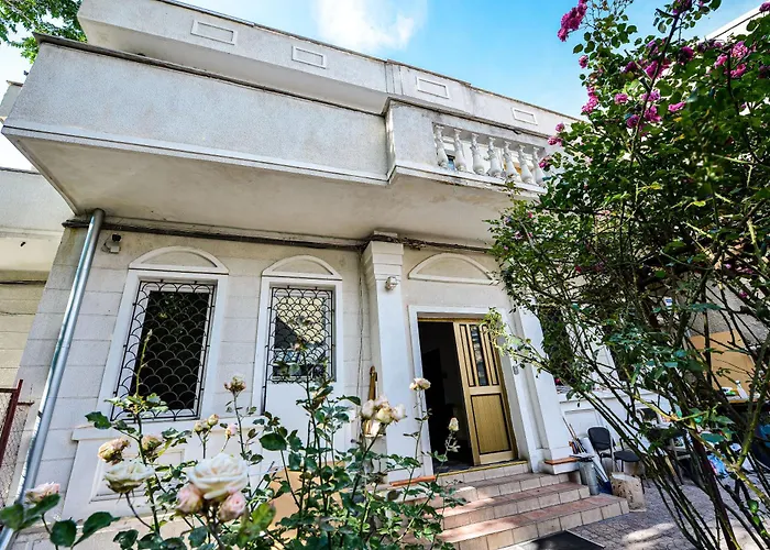 Center Apart Otel 4*