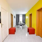 Aparthotel Center