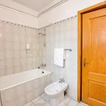 Aparthotel Center 4*