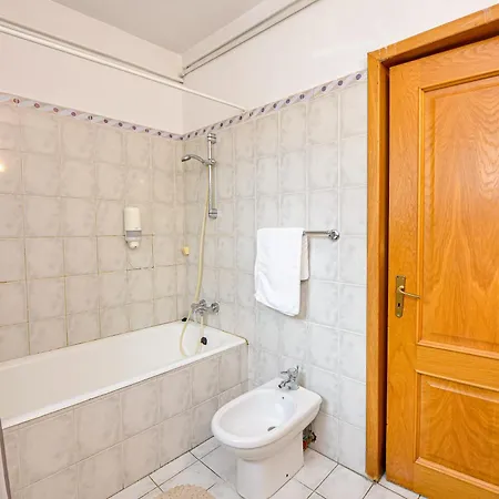 Apart-hotel Center 4*