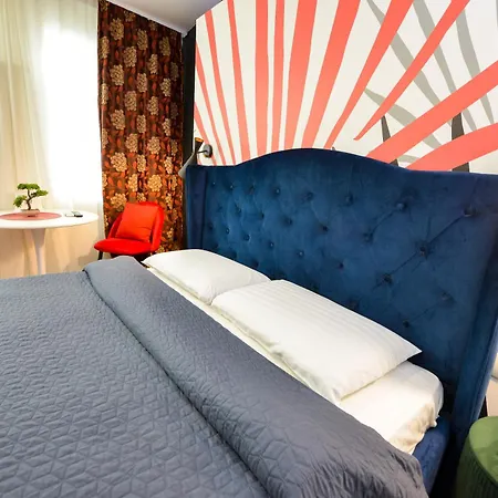 Center 4* Бухарест